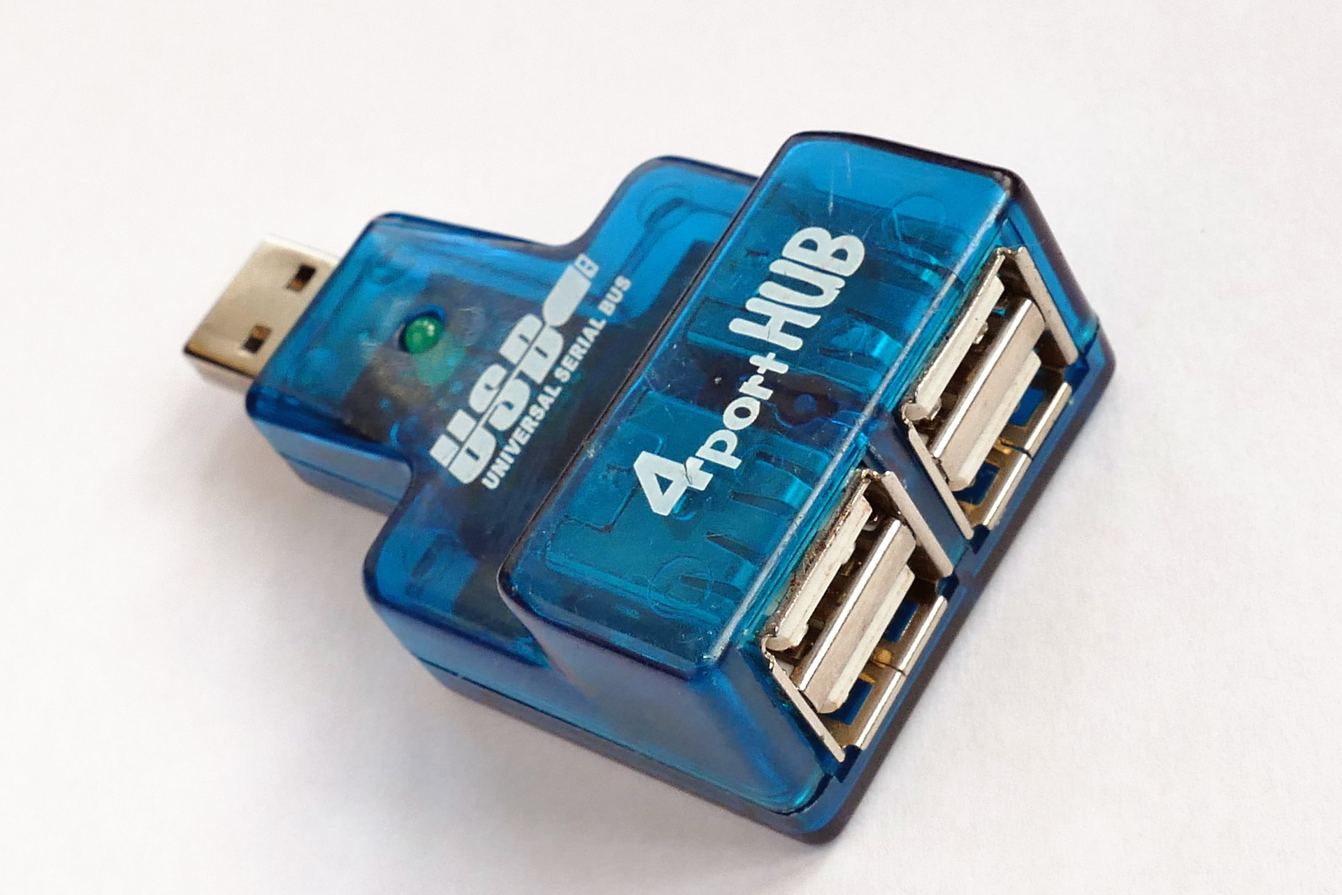 Une multiprise USB (HUB) pour connecter plusieurs appareils sur