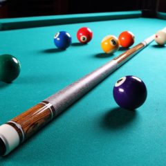 Découvrez les queues de billard de Billards Bréton